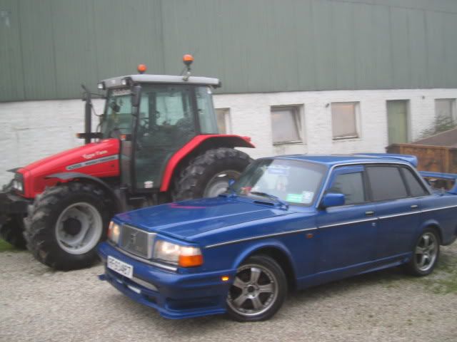 Volvo240GLETIC010.jpg