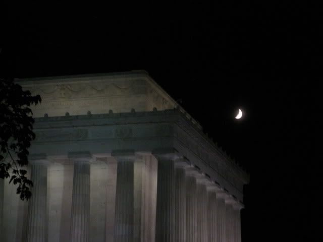 A moonlit view of the Lincoln Memorial in DC @ Dream Sequins