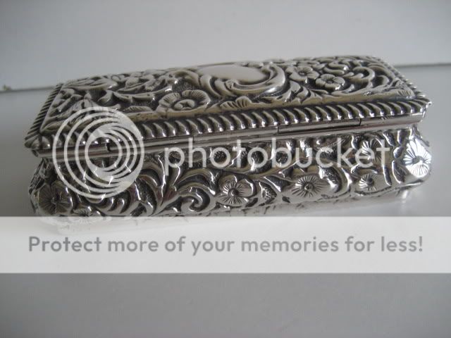 EMBOSSED STERLING SILVER TRINKET BOXBIRMINGHAM 1901(B)  