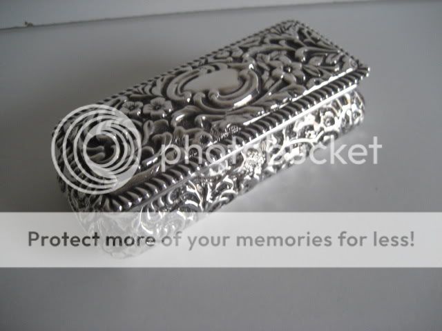 EMBOSSED STERLING SILVER TRINKET BOXBIRMINGHAM 1901(B)  